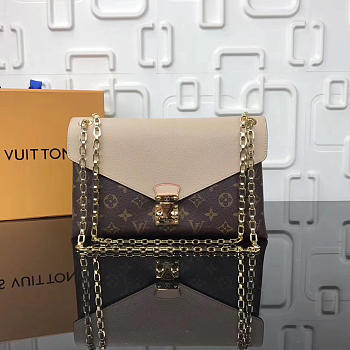 L V Pallas Chain Shoulder Khaki Bag M41200 - LV