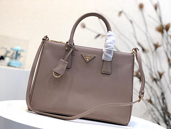 Modishbags Galleria Saffiano Leather Bag In Nude