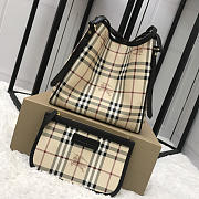 Modishbags Original Check Tote Handbag With Black - 4