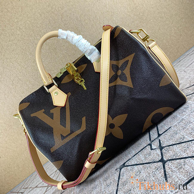 LV Pillow Bag Retro Series M41112 - 1