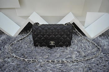 Modishbags Flap Bag Caviar in Black 20cm with Sliver Hardware