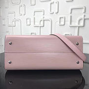 Louis Vuitton Vaneau Cuir Ecume Leather Handbag Pink - 6