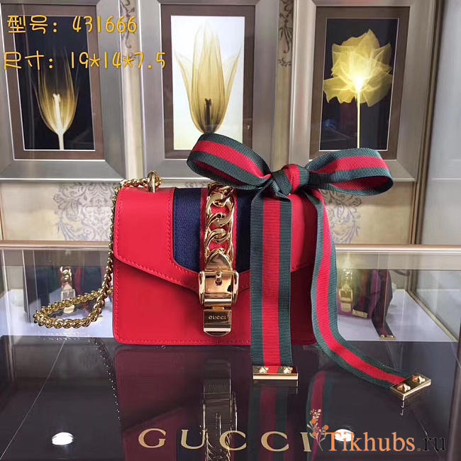 Gucci Sylvie leather mini chain bag in Red 431666 - 1