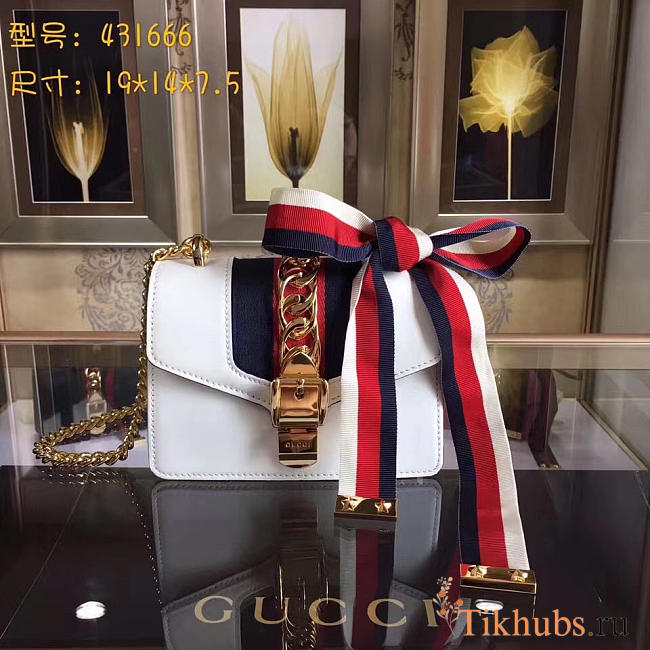 Gucci Sylvie leather mini chain bag in White 431666 - 1