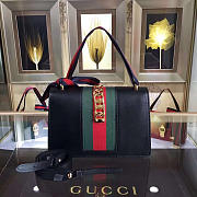 Gucci Sylvie shoulder bag in Black leather 421882 - 6