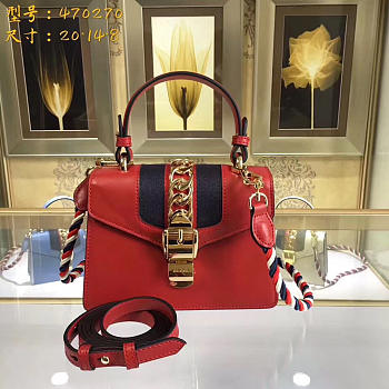 Gucci Sylvie leather mini bag in Red 470270