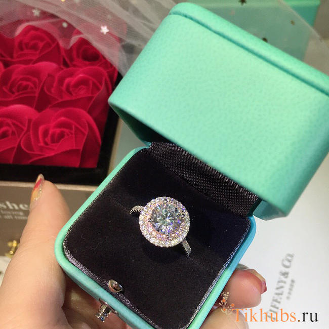 Tiffany&co Large Round Diamond Ring - 1