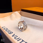 Louis Vuitton Classic Letter Ring - 6