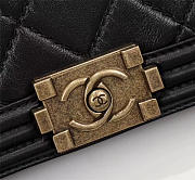 Chanel Boy Bag Lambskin Leather in Black gold hardware - 4