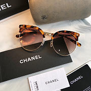 CHANEL classic plate half frame frog mirror - 2