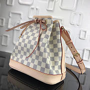 Lv noe mini classic bucket bag white - 1