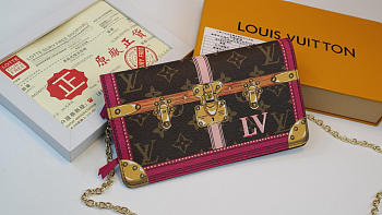 LV M62456 Pochette handbag rose red