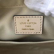 LV original camera bag M43559  creamy white - 2