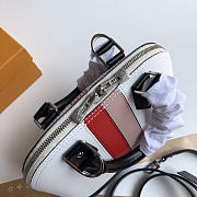 LV original shell bag M40302 white - 2