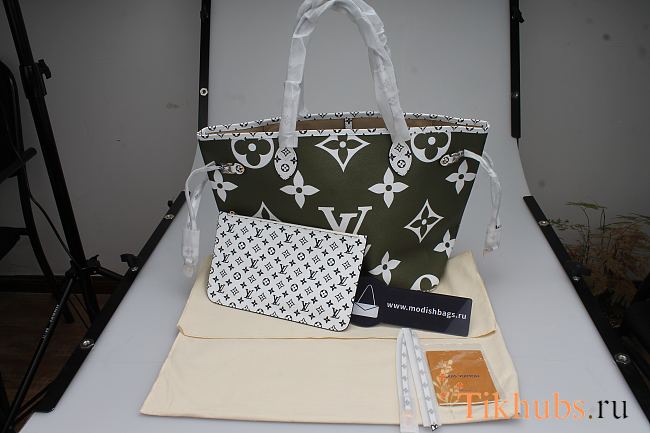 LV Original M44567 Neverful Shopping Bag Green And Khaki - 1