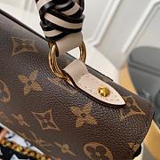 LV M44669 Cluny Medium Handbag - 5