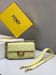 Fendi flip-top messenger handbag medium - 6