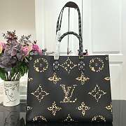 Onthego Handbag Black and white color，Monogram Printing - 1