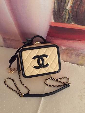 Chanel Small Caviar Vanity Bag cream yellow