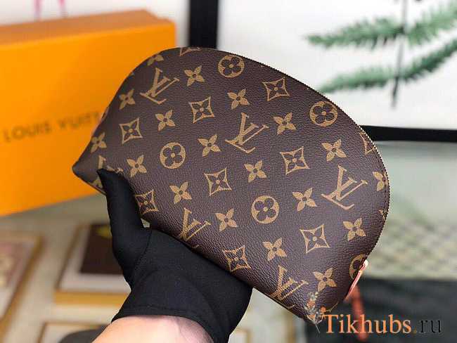 LV cosmetic clutch - 1