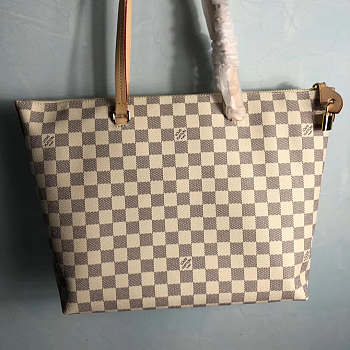 LV handbag white with pink inner