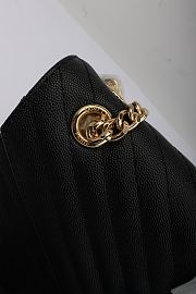 YSL LARGE ENVELOPE CHAIN BAG IN BLACK TEXTURED MATELASSÉ LEATHER - 3