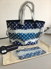 LV Neverfull Gradient Blue MM - 2