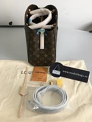 Louis Vuitton Montaigne Medium M41056 - 4