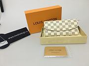 Louis Vuitton Designer Women's Rose Ballerine Wallet in Monogram Canvas  - 1