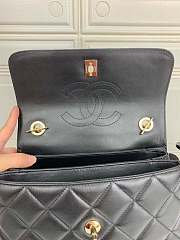 Chanel handbag black - 4