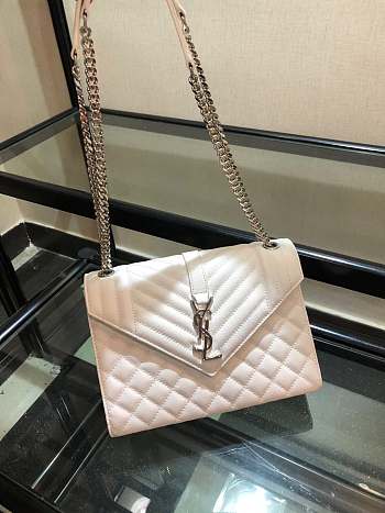 YSL ENVELOPE CHAIN BAG IN WHITE WITH SLIVER HARDWARE