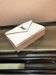 YSL ENVELOPE CHAIN BAG IN WHITE WITH SLIVER HARDWARE - 2