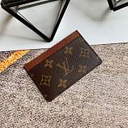 LV cardholder  - 6