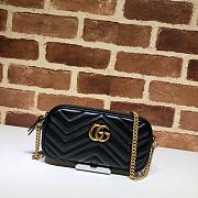 Gucci GG Marmont Shoulder Bags Black 598596 Size 19x10cm - 1