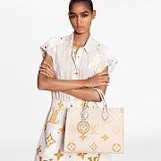 LV-ONTHEGO MM M45717 Size 35x27x14 cm - 1