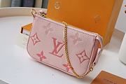 LV-MINI POCHETTE ACCESSOIRES PINK M80501 Size 15.5x10.5x4 cm - 2