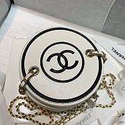 Spot Chanel Mini White 82088 Size 9x10x10 cm - 6