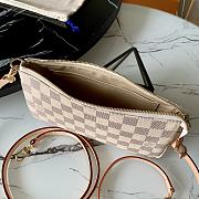 Details LV POCHETTE ACCESSOIRES Damier Azur canvas N41207 Size 22.5x4x12.5 cm - 2