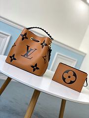 LV Crafty NeoNoe MM Caramel 26cm M56888 Size 26x26x17.5 cm - 3