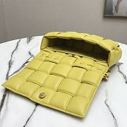 Bottega Venetα CHAIN CASSETTE Yellow 44048 Size 26*18*8cm - 6