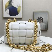 Bottega Venetα CHAIN CASSETTE White 44048 Size 26*18*8cm - 1