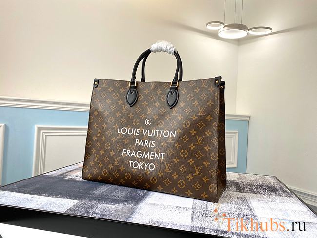 LV-Top ONTHEGO Handbag M44576 Size 41x34x19 cm - 1