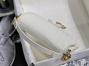 Dior-Classic Embroidery White M9001 Size 25.5x20x6.5 cm - 3