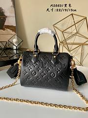 LV SPDDEY BANDOUIIERE Handbag M58631 Size 22x19x13 cm - 1