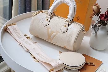 Louis Vuitton Papillon BB Beige Bag M45707 Size 20x10x10cm