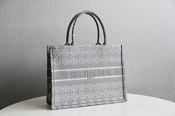 Dior Tote Book Gray 1286 Size 36.5x28x17.5 cm