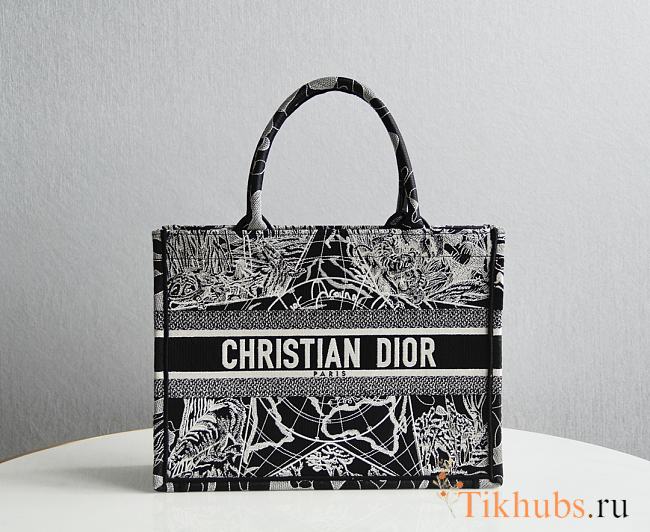 Dior Tote Book Around the World Black 1286 Size 36.5x28x17.5 cm - 1