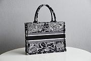 Dior Tote Book Around the World Black 1286 Size 36.5x28x17.5 cm - 5