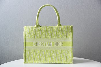 Dior Book Tote Old Flower Shopping Bag New Color 1286 Size 41.5x34.5x16 cm