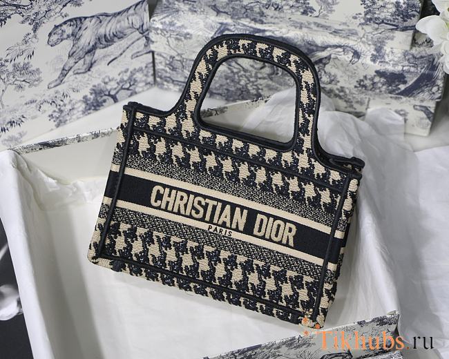 Dior Mini Book Tote Black White M1286 Size 23x17x7 cm - 1